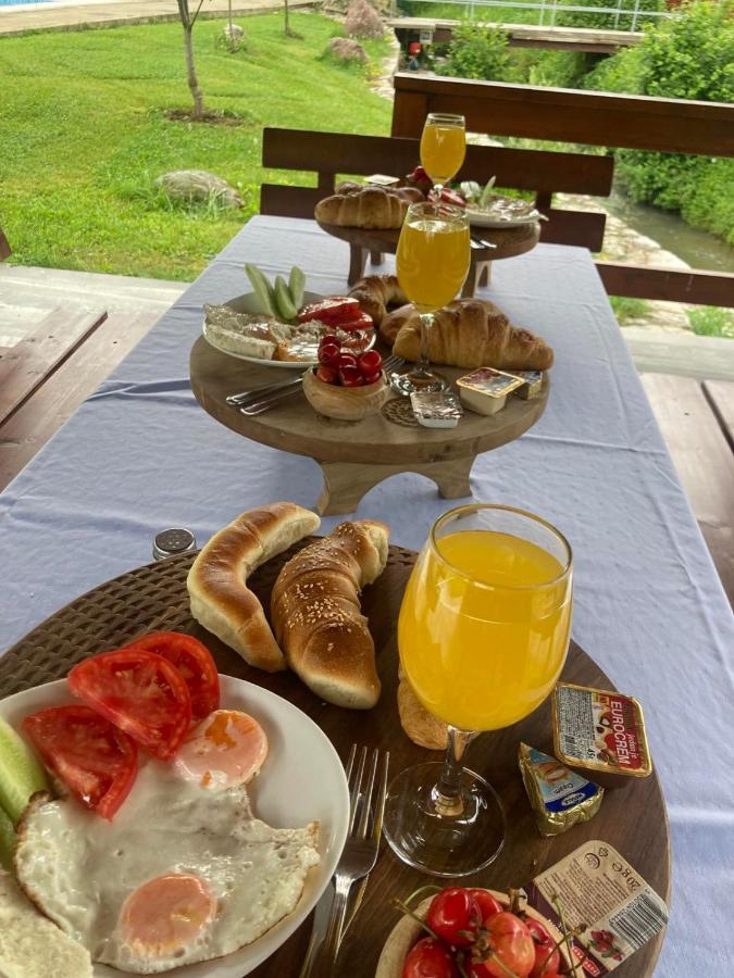 Forest Lodges Konjic Esterno foto